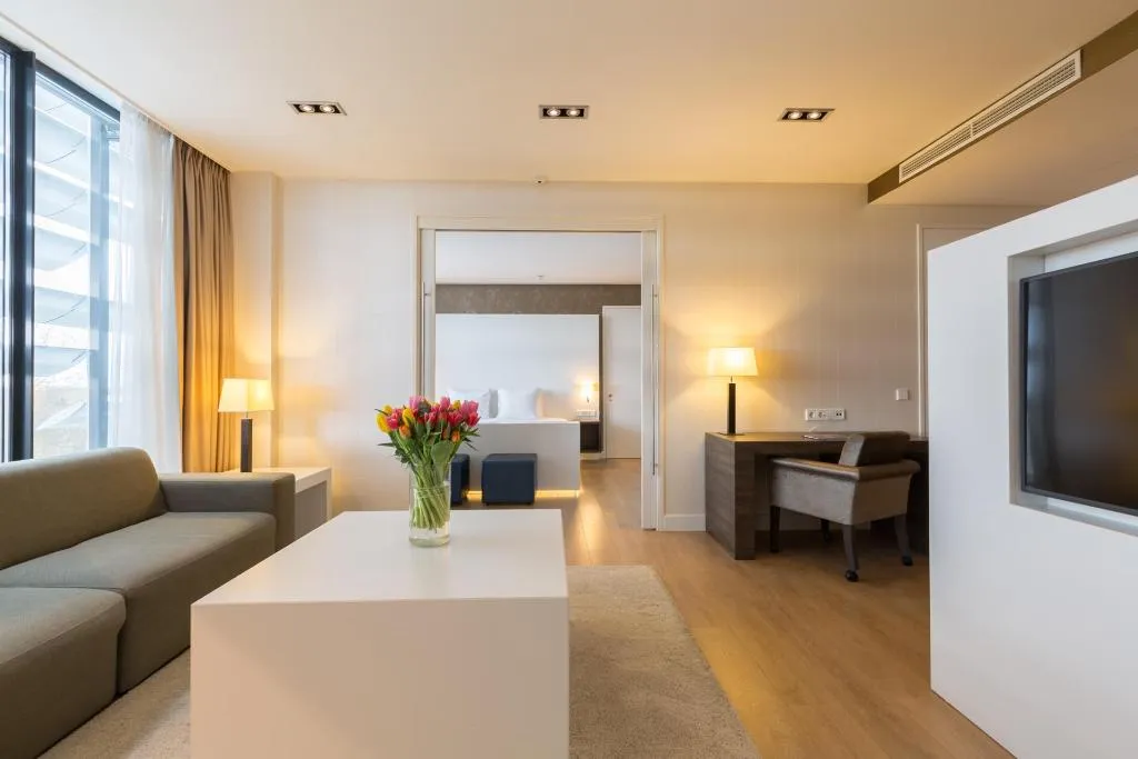 SUITE STANDARD Room, Leonardo Royal Hotel Den Haag Promenade, Amsterdam