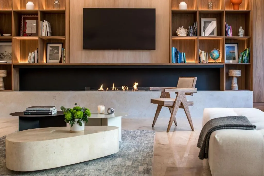 Lobby, Amarilia, Athens