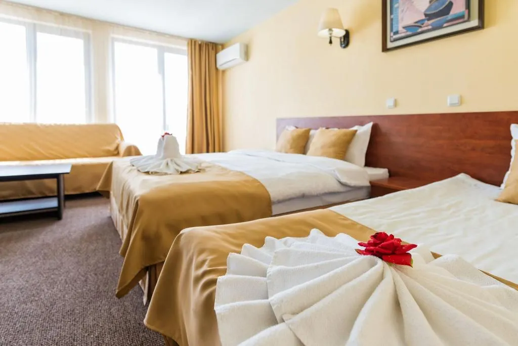 Room, Hotel Avenue, Bourgas