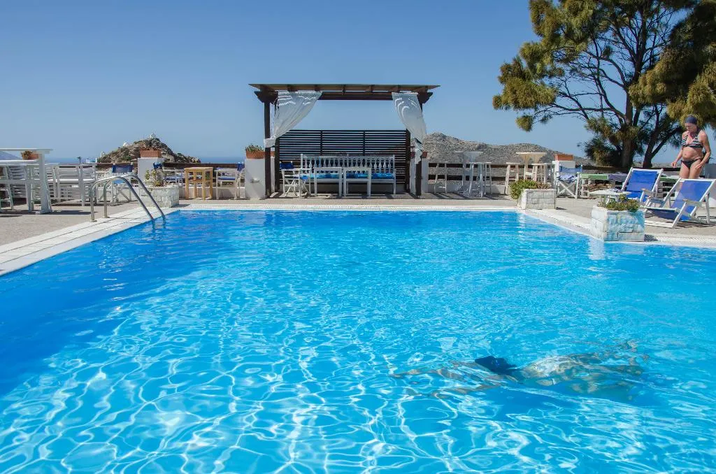 Pool, Skala, Santorini