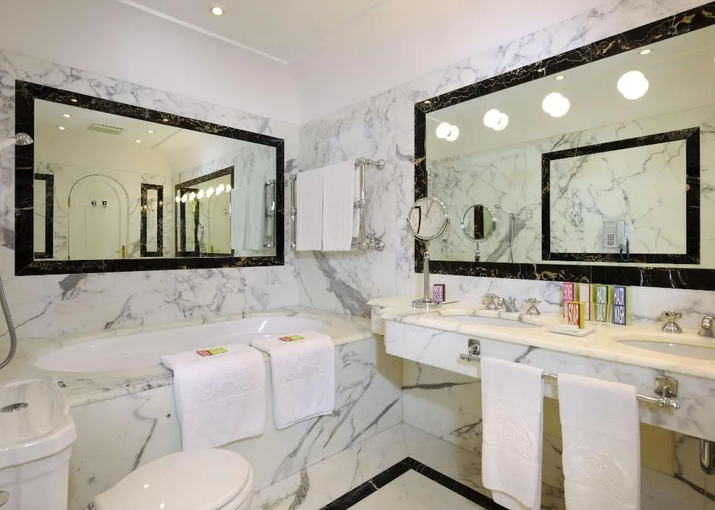 Room, Le Sirenuse, Naples