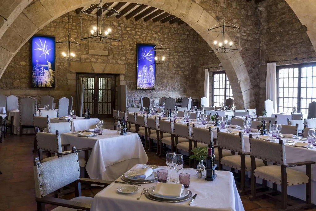Restaurant, Parador de Sigüenza, Madrid