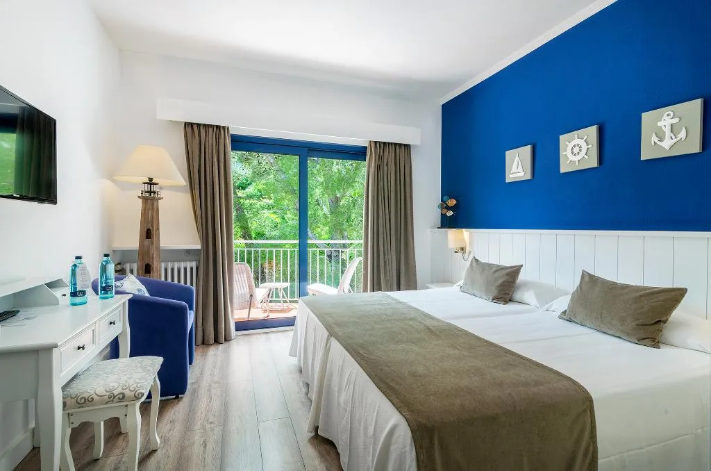 Double or Twin DELUXE SEA VIEW Room, Garbi Calella Palafrugell, Costa Brava