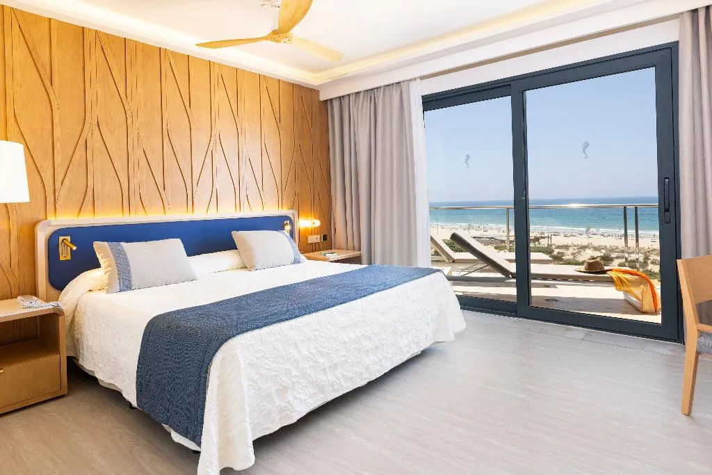 SUITE STANDARD Room, Hipotels Barrosa Palace, Costa De La Luz