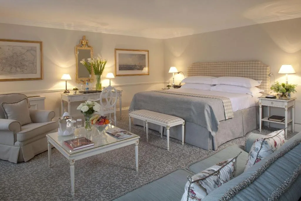 HOUSE DELUXE KING BED Room, The Merrion, Dublin