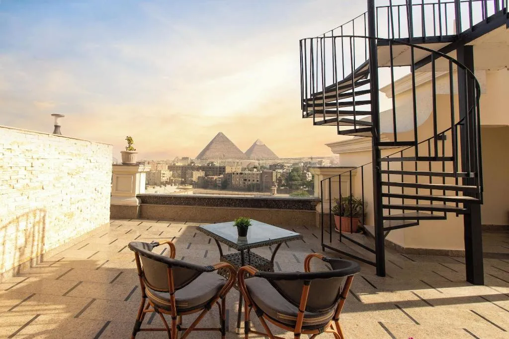 Room, Pyramids Yard Hotel, Cairo
