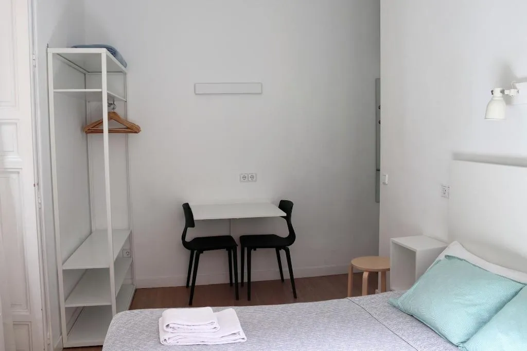 Room, Hostal La Zona, Madrid