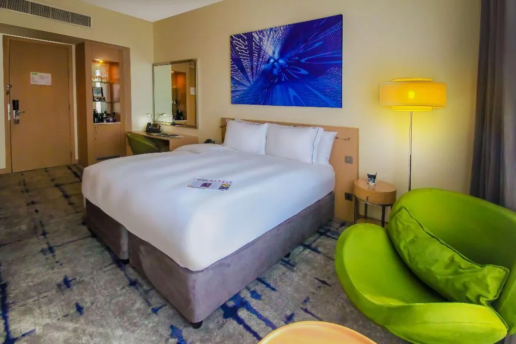 Room STANDARD Room, Media One, Dubai