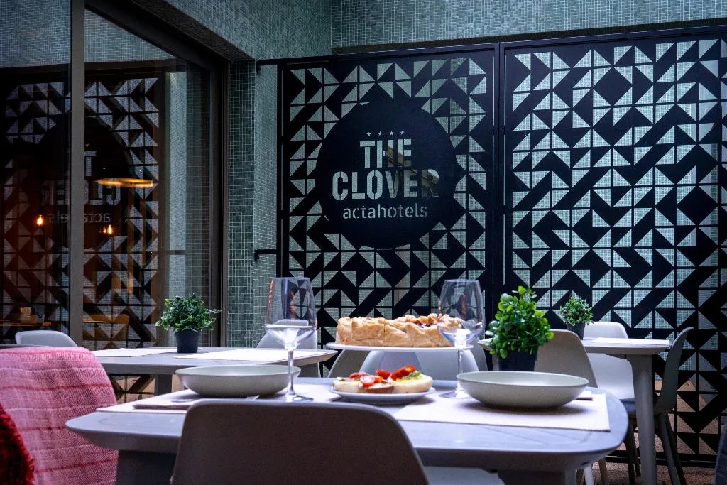 Restaurant, Hotel Acta The Clover, Porto