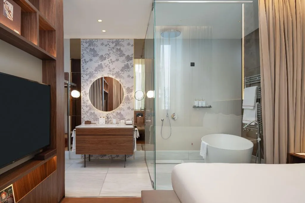 SUITE WITH BALCONY Room, Palazzo Cordusio A Gran Melia Hotel, Naples