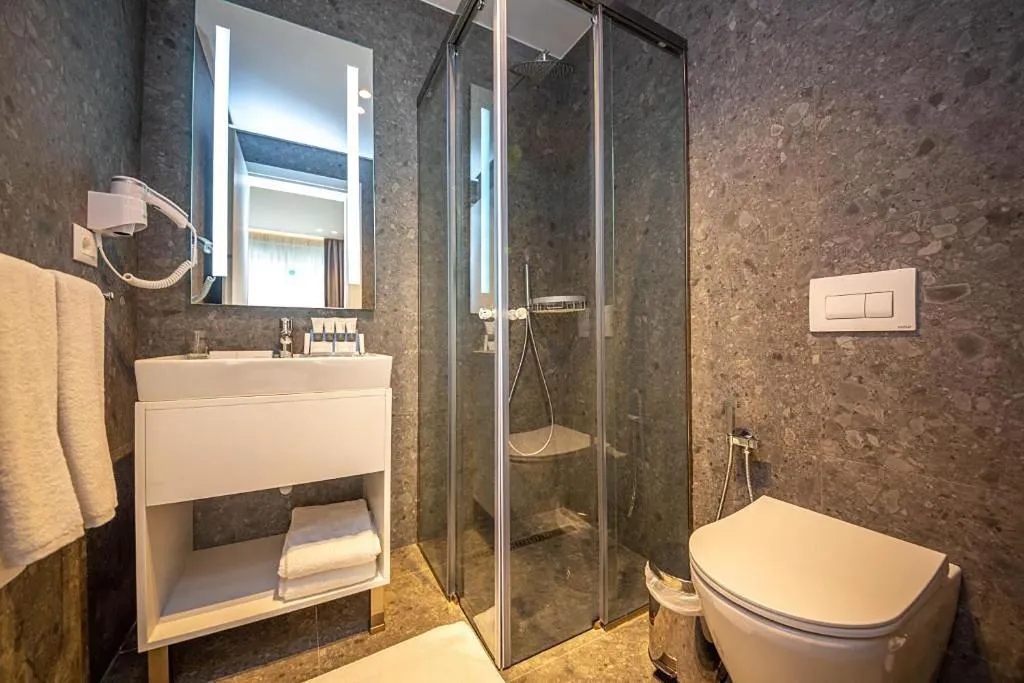 Room, Azure Inn Hotel, Southern Albania