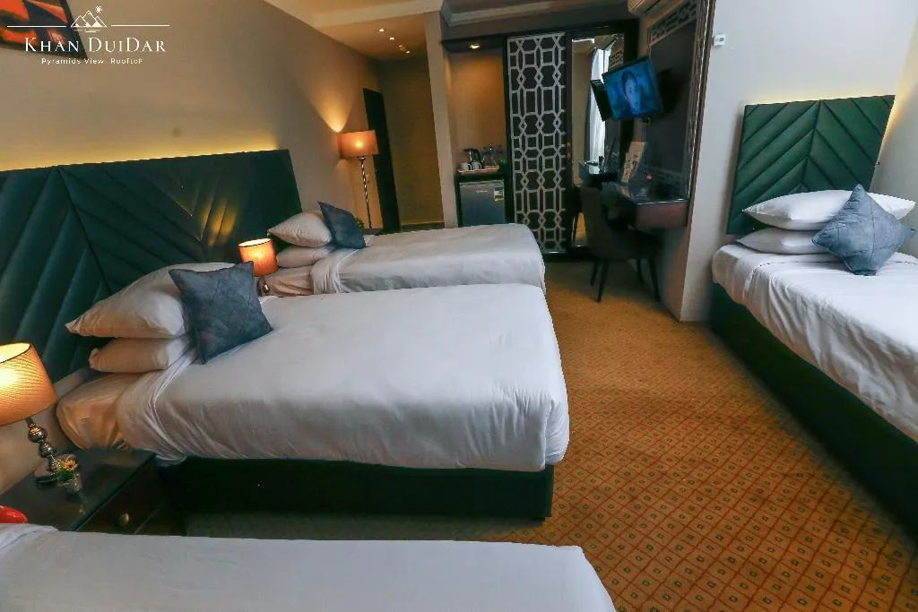 QUADRUPLE FOUR BEDROOMS ONE BATHROOM Room, Khan Duidar Inn - Pyramids View Rooftop, Cairo