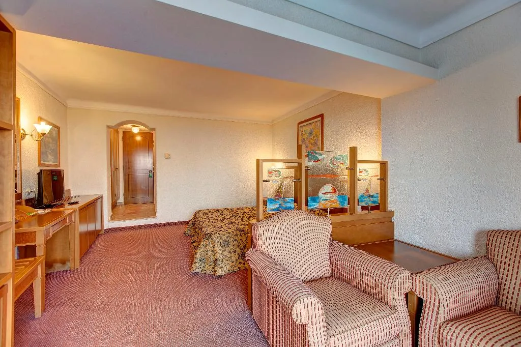 Double or Twin SUPERIOR Room, Athos Palace Hotel, Halkidiki