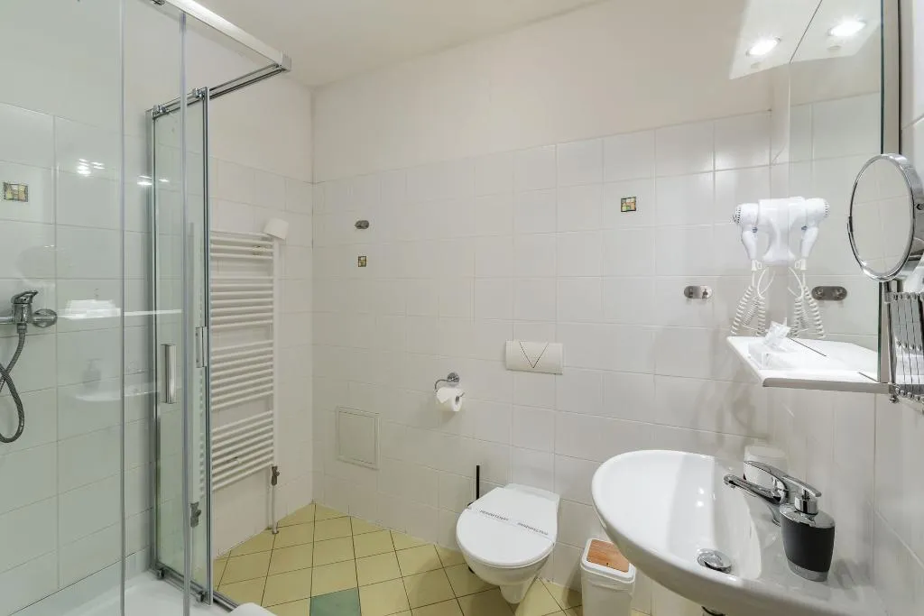 SINGLE STANDARD Room, Augustus et Otto, Prague