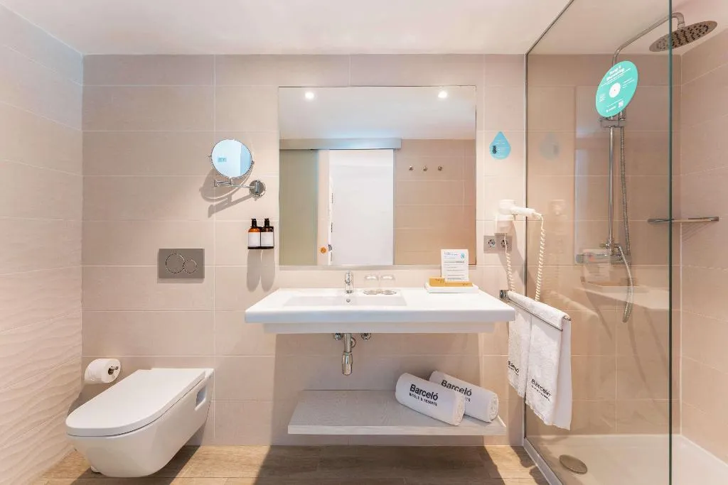 Double or Twin DELUXE Room, Barcelo Corralejo Sands, Fuerteventura