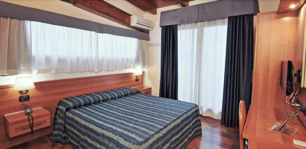 Room, Hotel Aurora, Rome