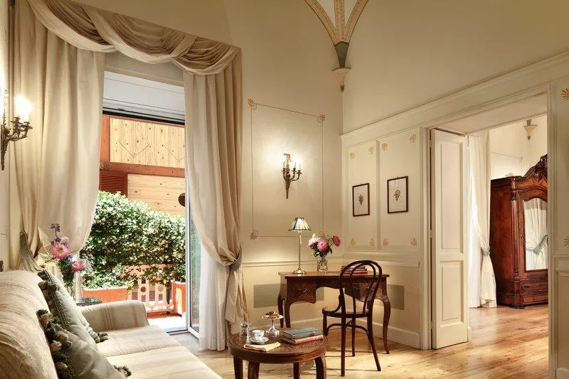 SUITE DELUXE Room, Grand Hotel Excelsior Vittoria Spa, Naples