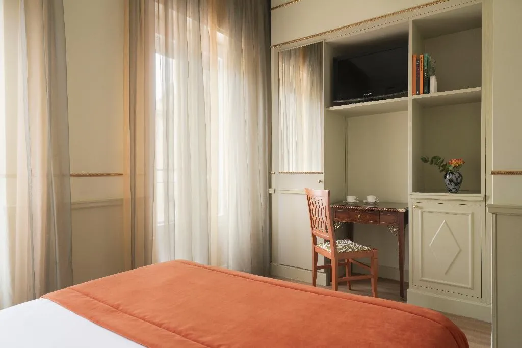 DOUBLE SINGLE USE DELUXE Room, Degli Aranci, Rome