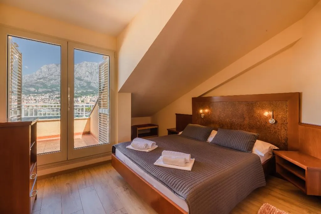 SUITE DELUXE SEA VIEW WITH BALCONY Room, Aparthotel Park Osejava, Split