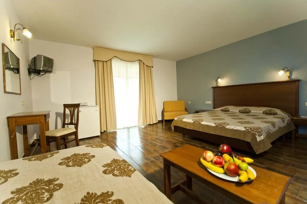 DOUBLE STANDARD Room, Sun Beach Hotel, Thessaloniki