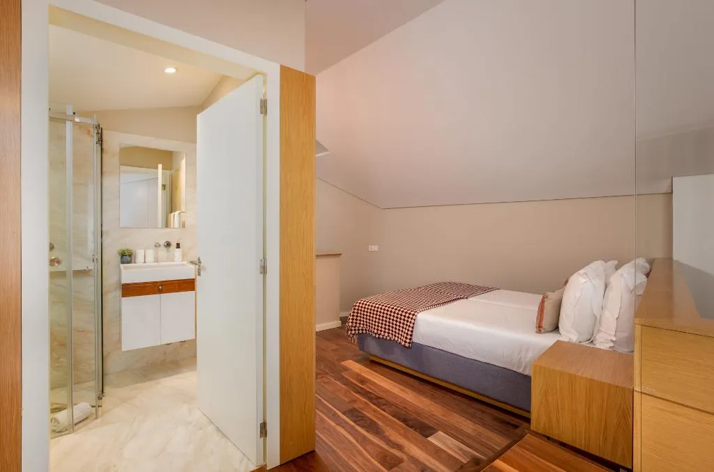 STUDIO DUPLEX Room, Rs Porto Historic Center, Porto