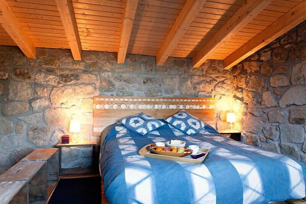 Room, Huerto San Antonio, Madrid