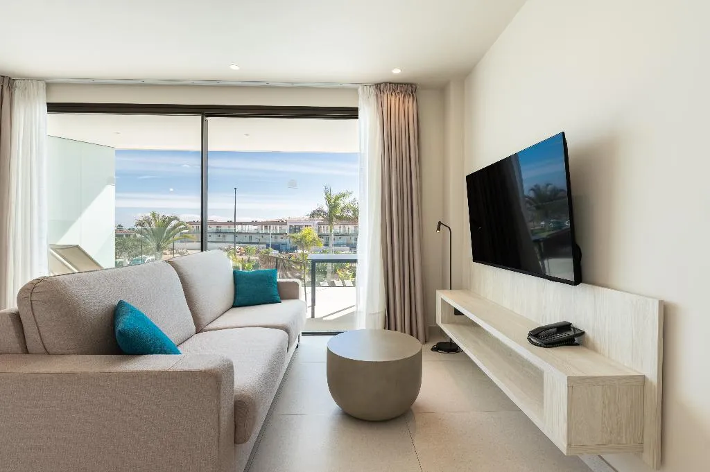 APARTMENT POOL VIEW ONE BEDROOM Room, Amarilla Golf Residences, Tenerife