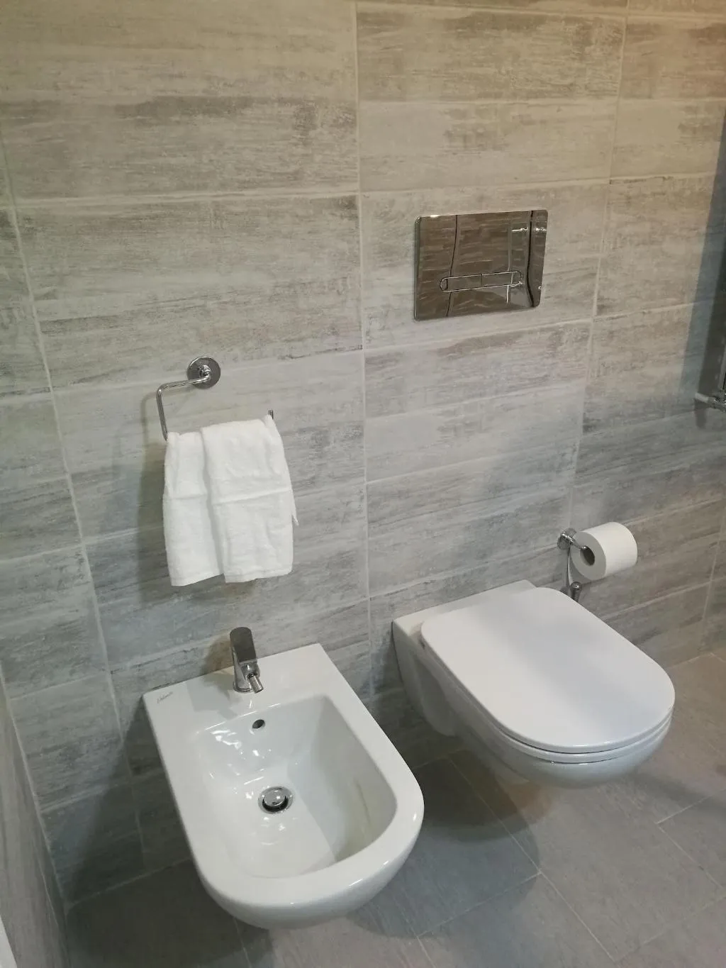 Room, B&B Marange, Naples