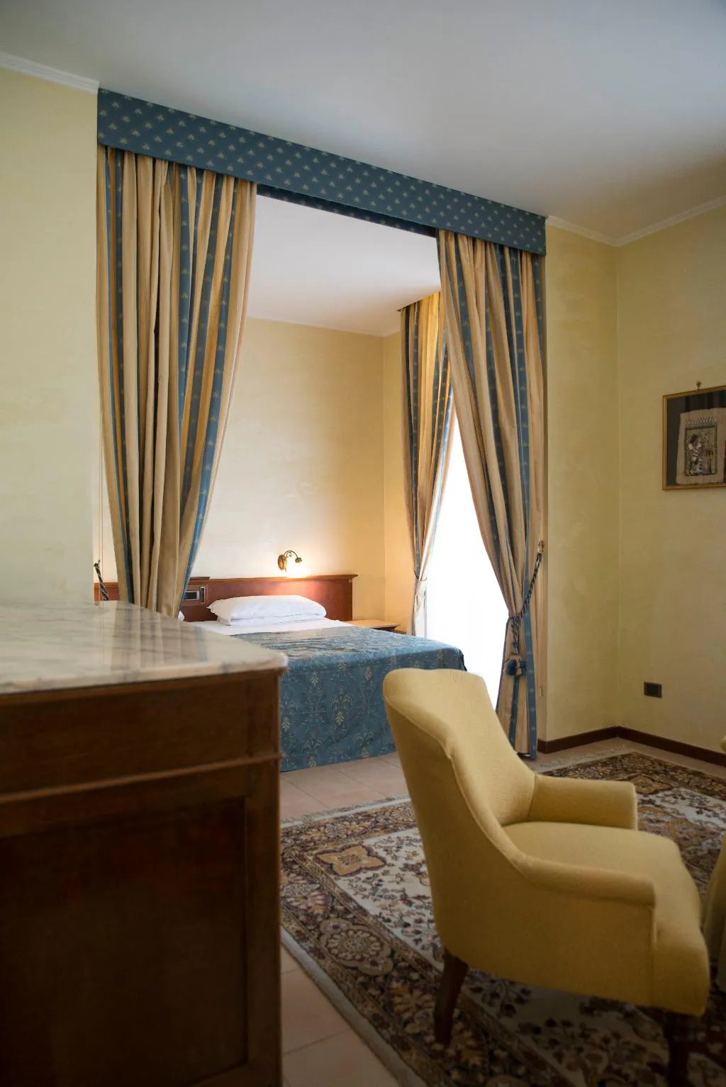 FAMILY ROOM CONNECTING ROOM Room, Grand Hotel Telese, Naples