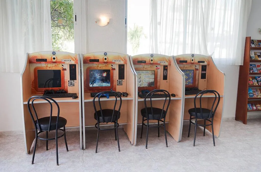 Sports and Entertainment, Apartamentos Central City, Ibiza