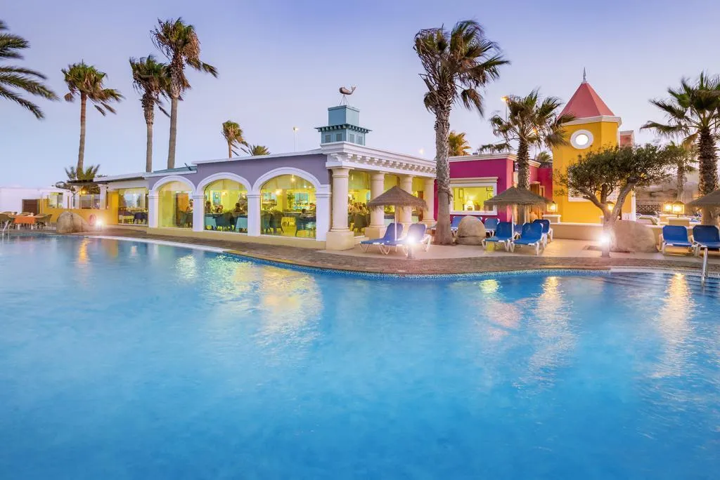 Pool, Mediterraneo Bay Hotel & Resort, Costa Almeria