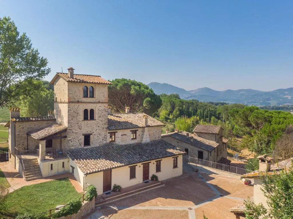 General view, Gh Borgo Pulciano Agriturismo, Perugia