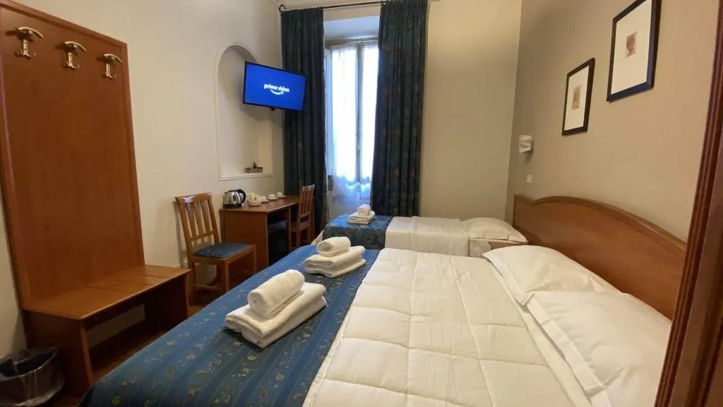 Room, Soggiorno Madrid, Florence
