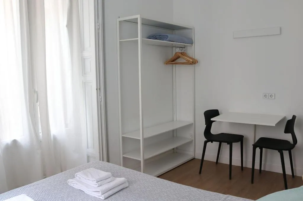 Room, Hostal La Zona, Madrid