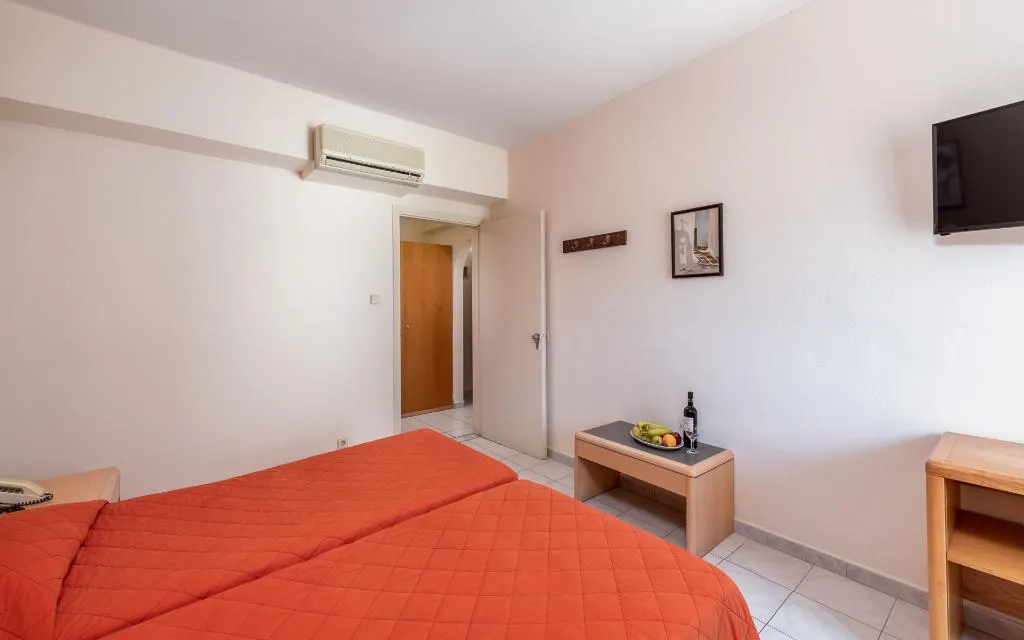 Room, Poseidonia, Rhodes