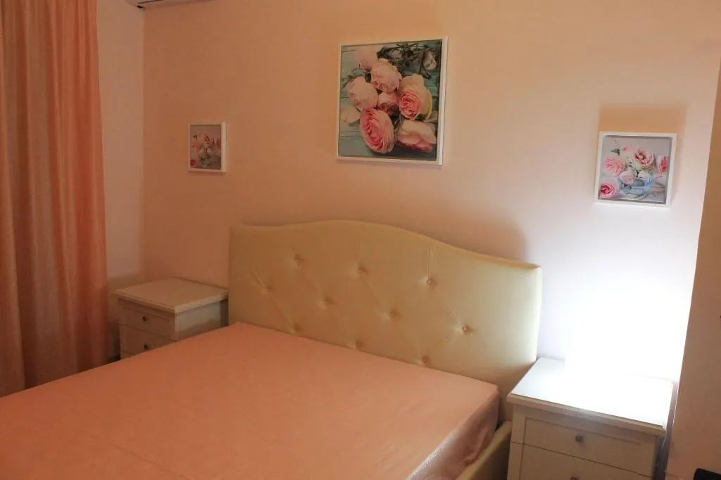 Room, Sanfralù, Naples
