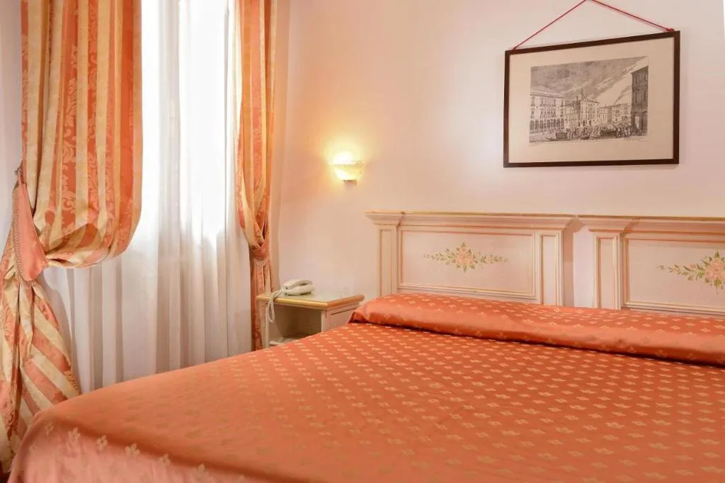 Double or Twin CLASSIC Room, Ambassador Tre Rose, Venice