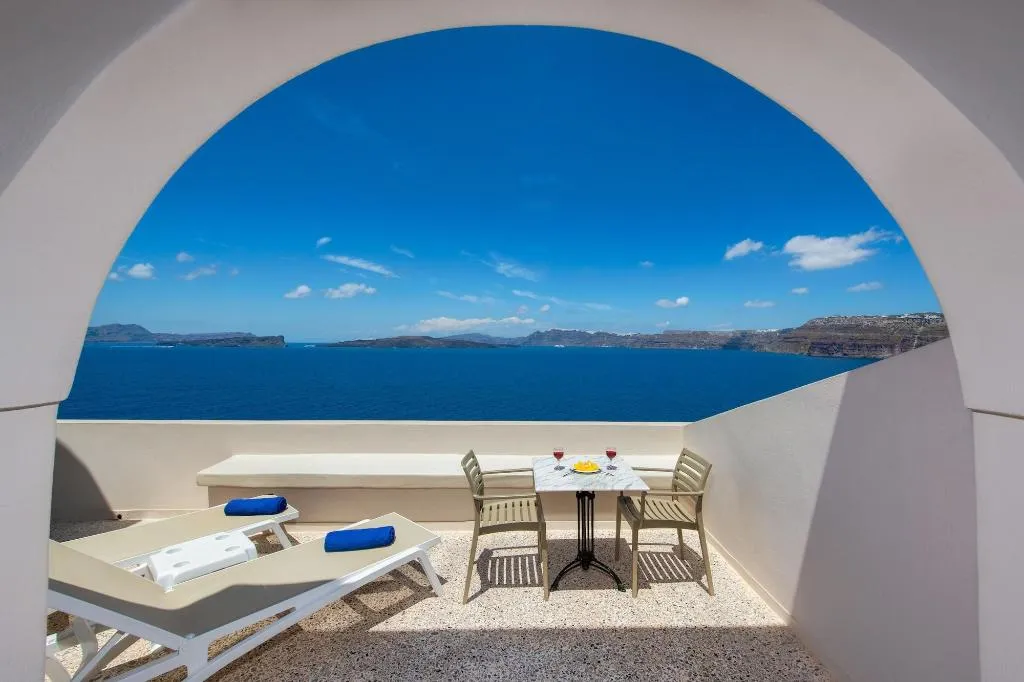 Room, Kokkinos Villas, Santorini