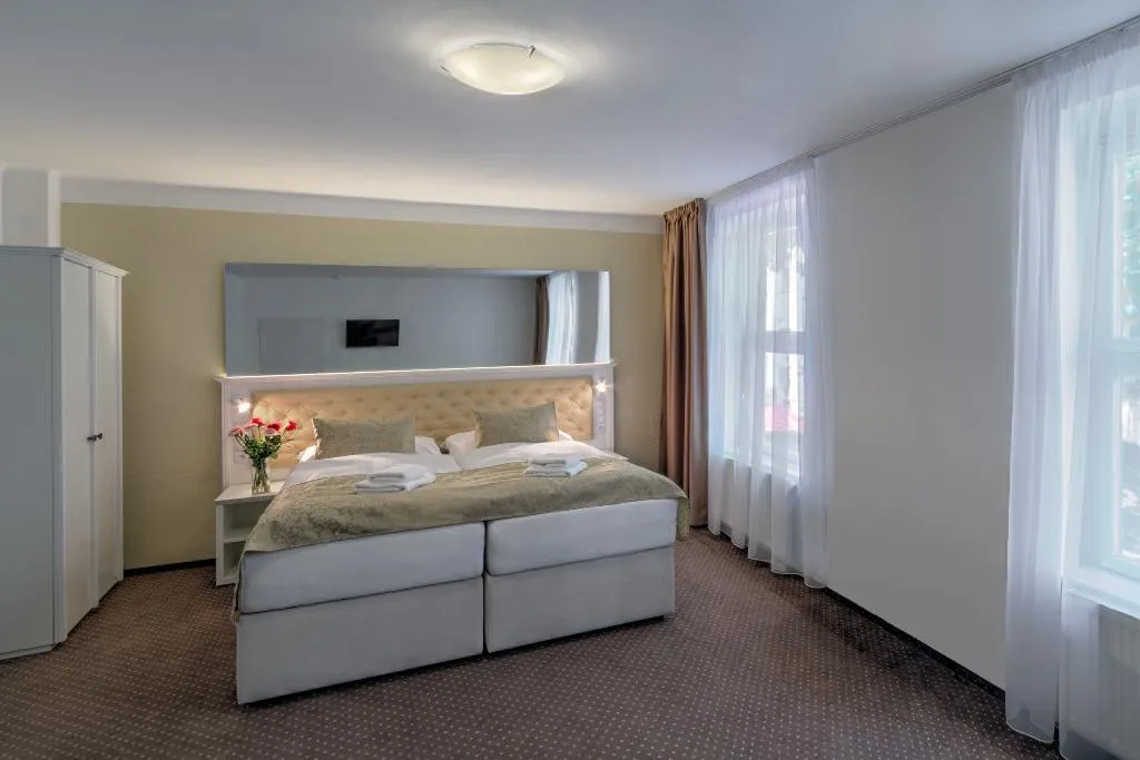 Double or Twin STANDARD Room, Taurus, Prague