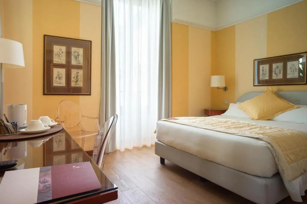 Room, Hotel Gran Duca Di York, Milan