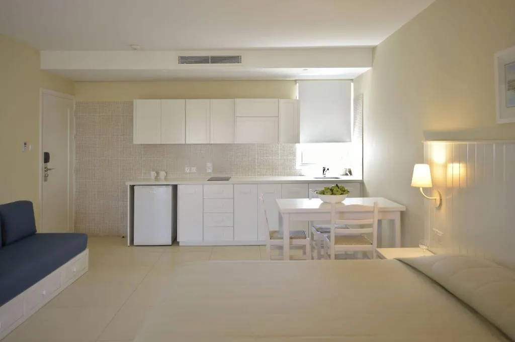 Room, Sunrise Gardens Aparthotel, Cyprus