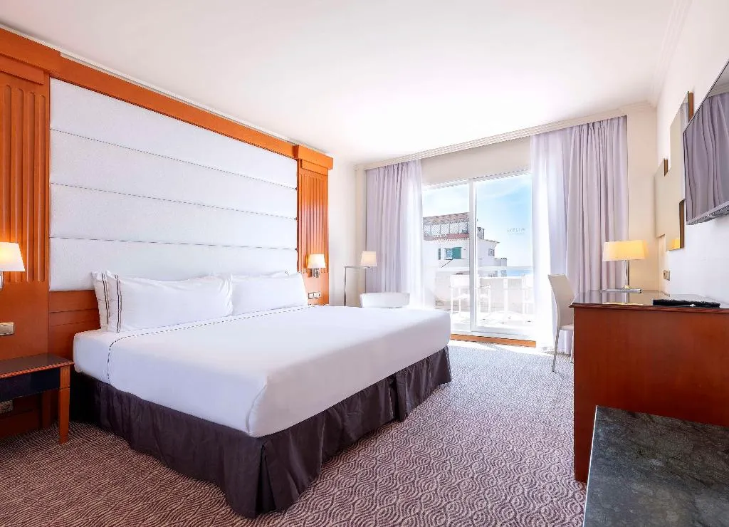 DOUBLE STANDARD Room, Melia Sitges, Costa Brava
