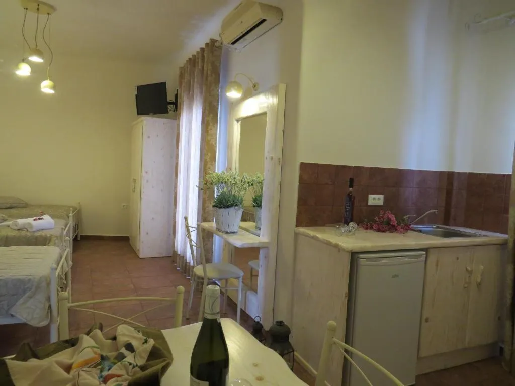 Room, Villa Manos, Santorini