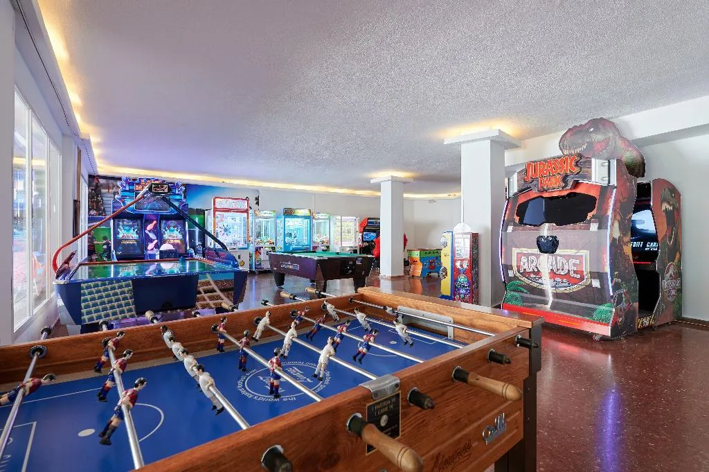 Sports and Entertainment, AluaSun Marbella Park, Costa Del Sol