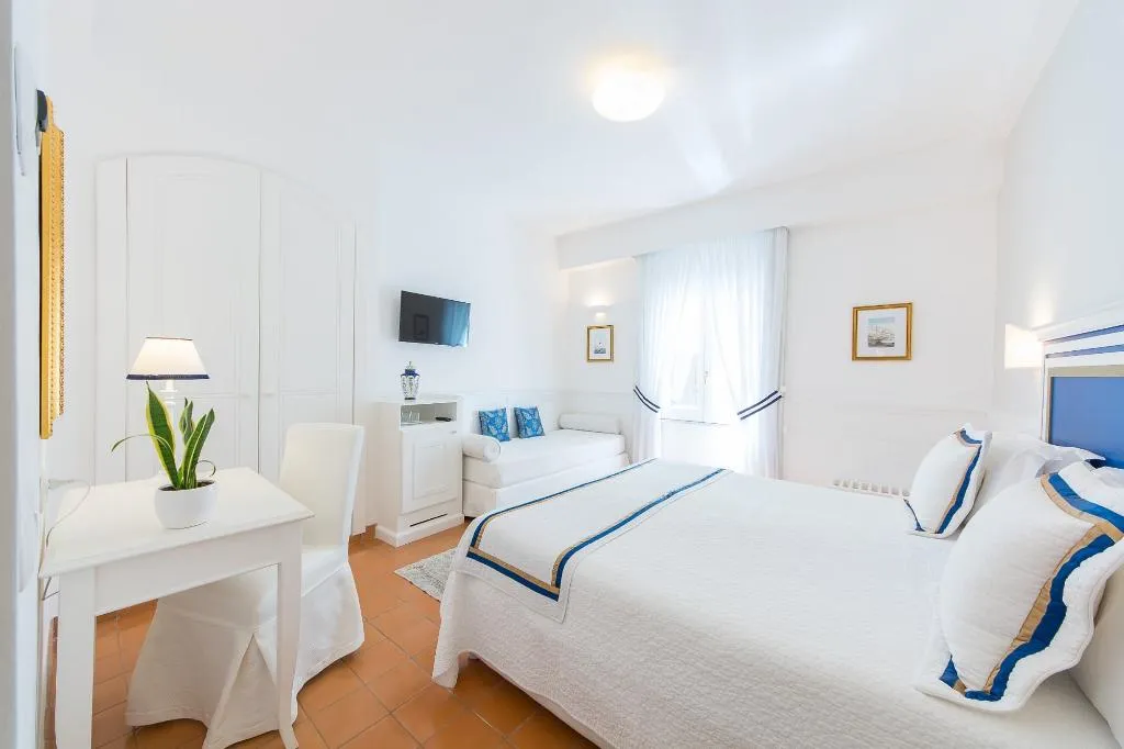 FAMILY ROOM CLASSIC Room, Hotel Villa Romana & SPA, Naples