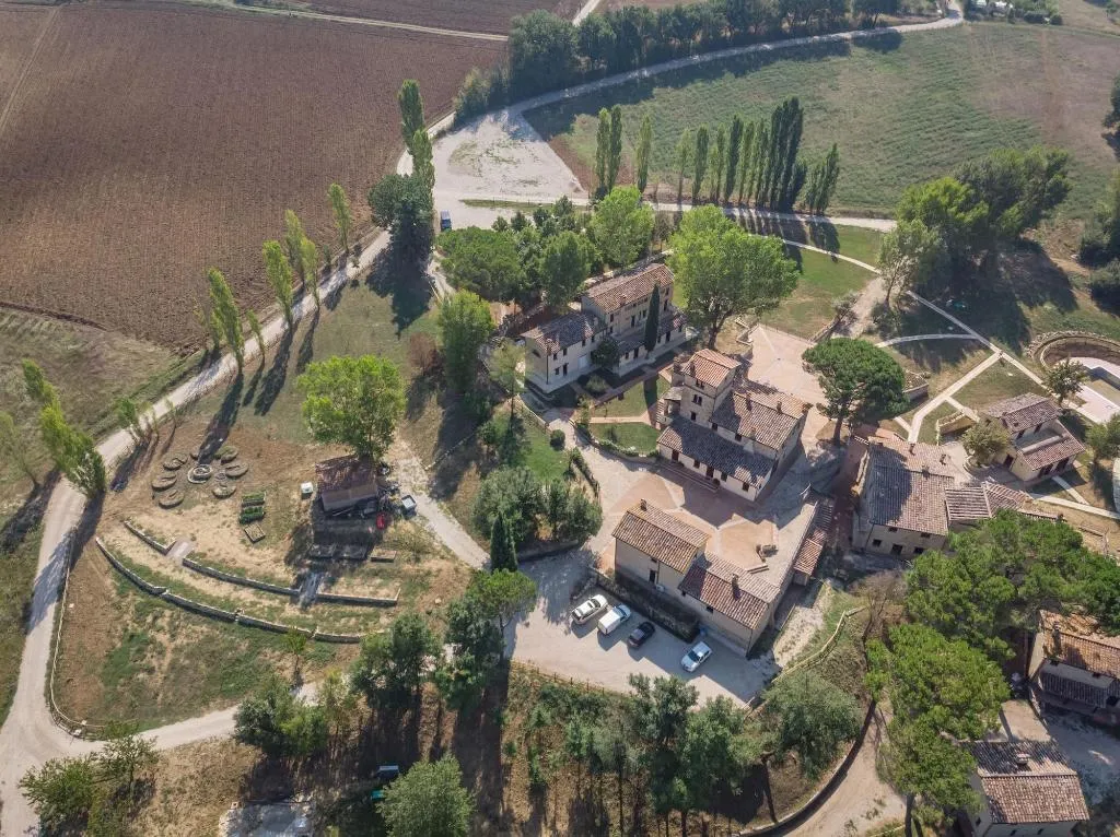 General view, Gh Borgo Pulciano Agriturismo, Perugia