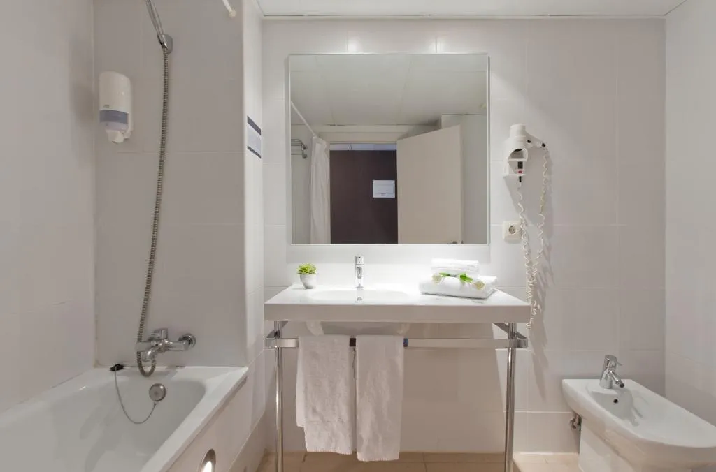 DOUBLE SUPERIOR Room, Sagrada Familia, Barcelona