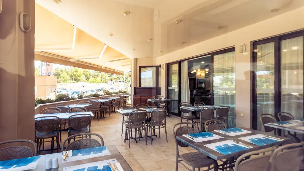 Restaurant, Chrispy Beach Resort, Crete