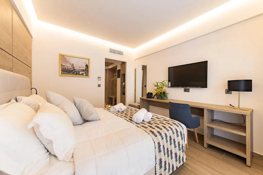 Room, Acandia, Rhodes