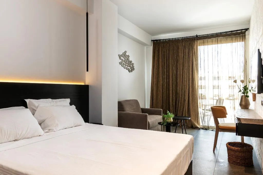 SUITE STANDARD Room, Abacus Suites, Cyprus